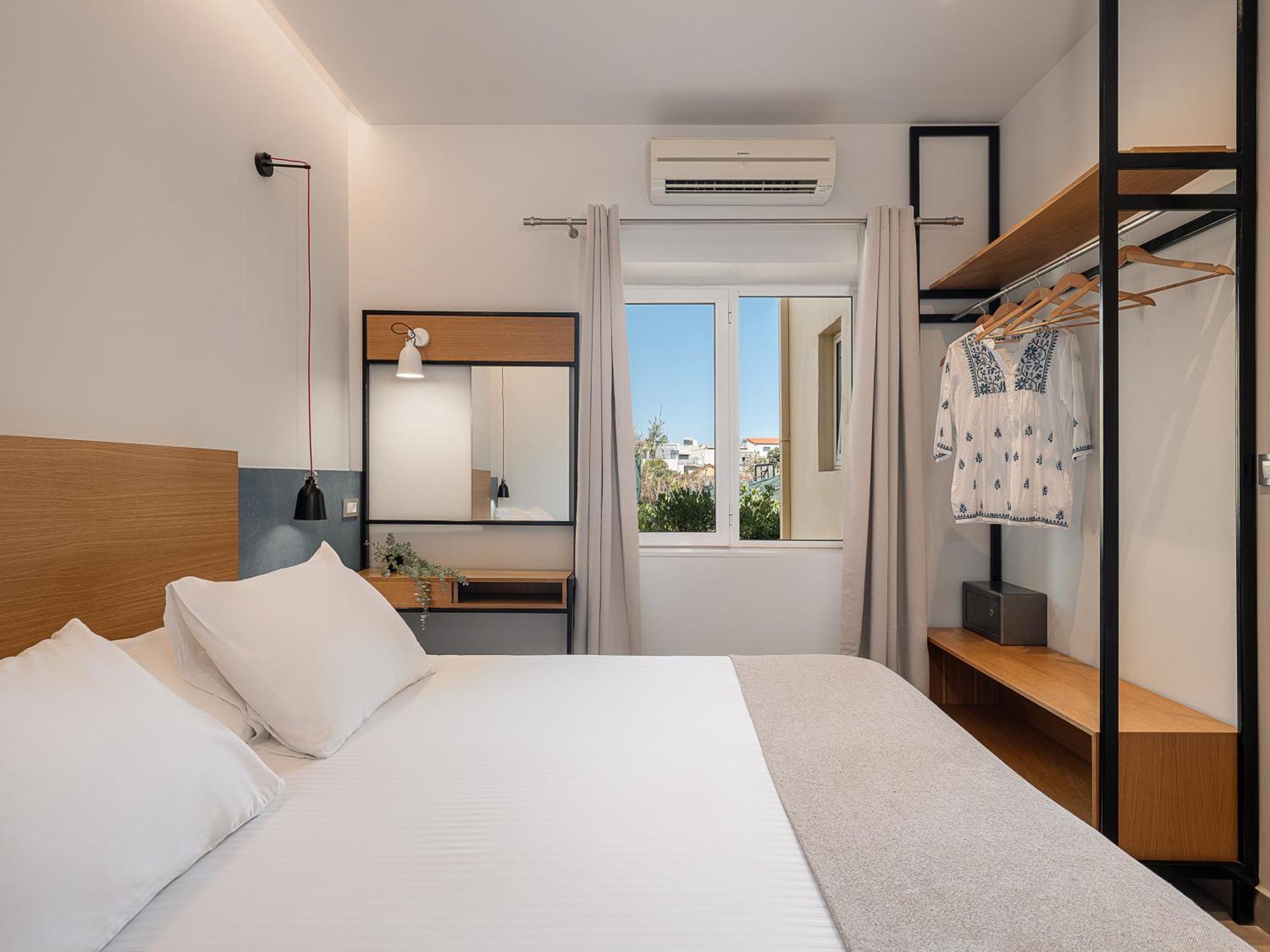Alexia Beach Hotel Agia Marina  Exterior photo